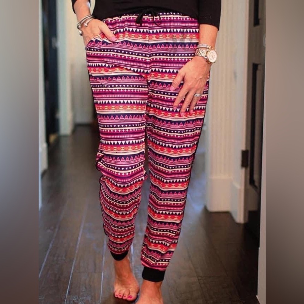 Sahara print everyday joggers